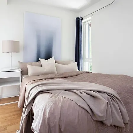 7 Min To Championship, Glass Front House, Terrace Lägenhet