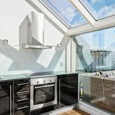 7 Min To Championship, Glass Front House, Terrace Lägenhet *