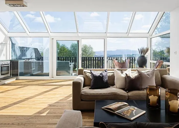 7 Min To Championship, Glass Front House, Terrace * Trondheim